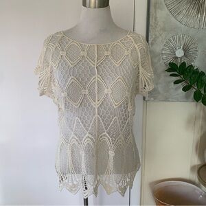 NWT  XCVI Crochet Lace Ivory Color Top size  L